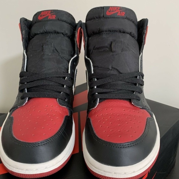 Jordan 1s bred toes - Picture 2 of 3